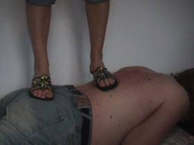 Massage in Sandaletten